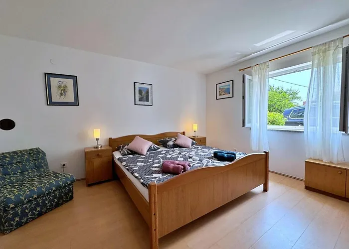 Apartamento Zlatica By Interhome *